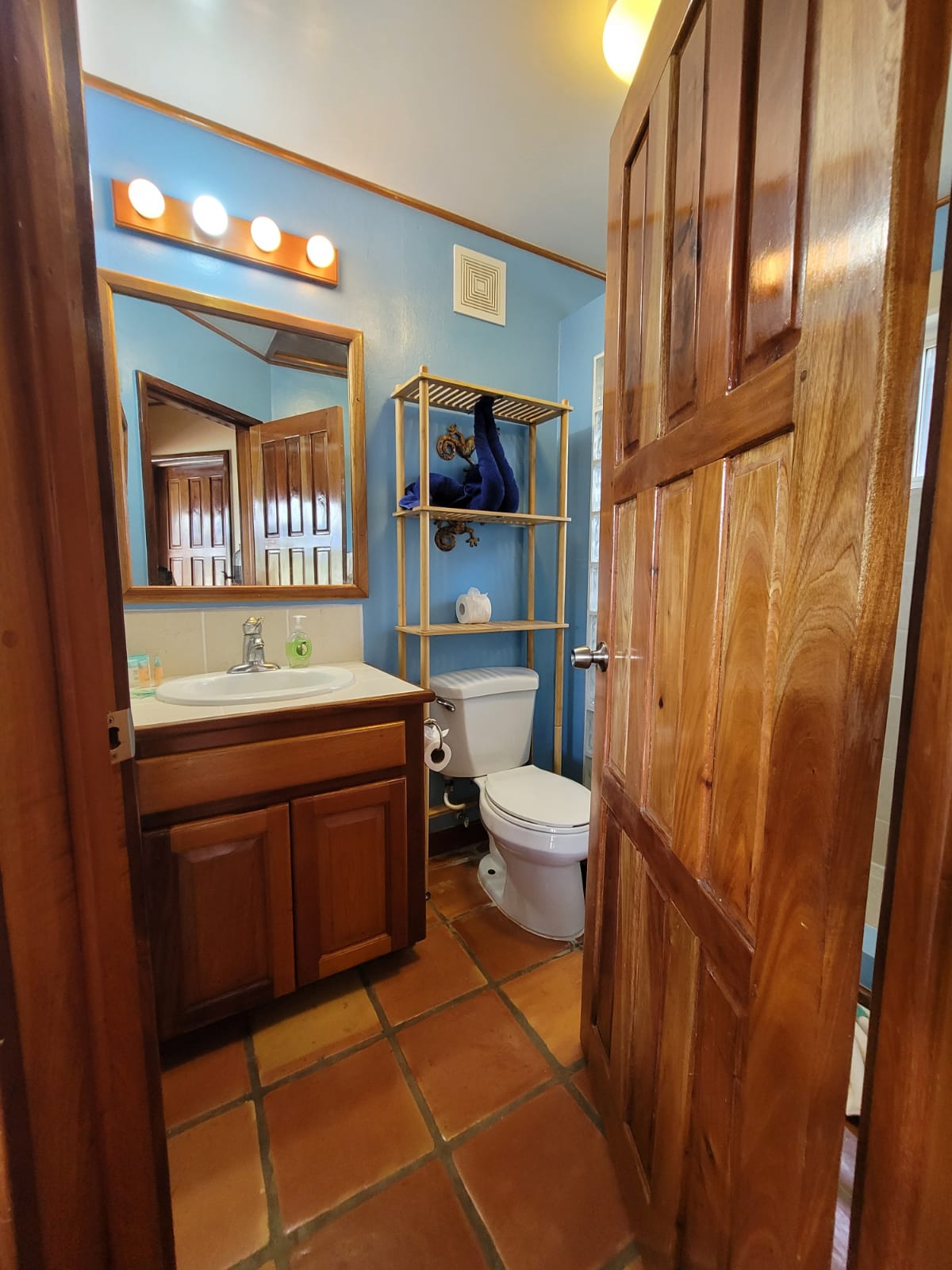 Listing Image #13
