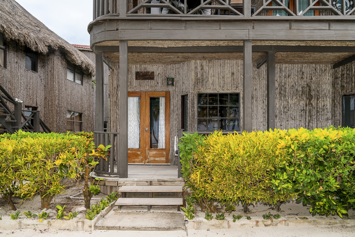 Listing Image #1