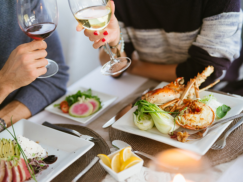  Enjoy vibrant dining experiences with friends – Ambergris Caye offers an incredible lifestyle at a surprisingly low cost of living.