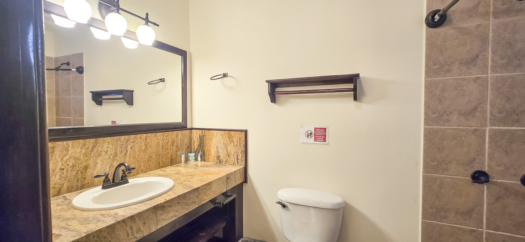 Listing Image #11